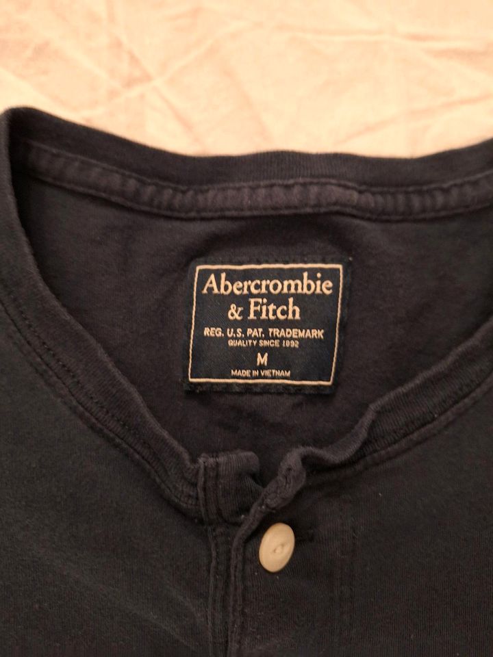 Abercrombie and Fitch in Schopsdorf