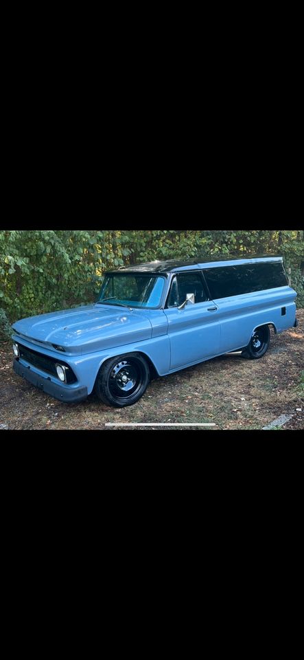 Chevy C10 Paneltruck Bj.1964 neu aufgebaut in Ratingen