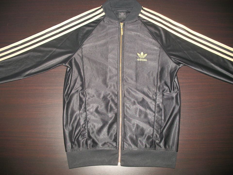 Original Adidas Superstar Jacke schwarz gold Gr S Trainingsjacke in Frankfurt am Main