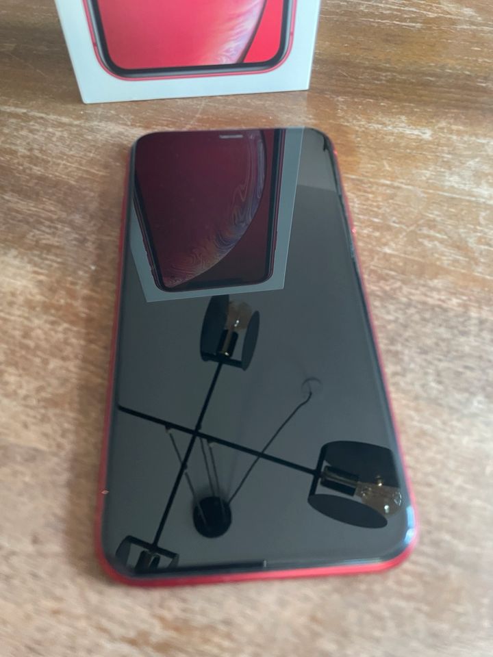 iPhone XR 128GB Rot - inkl. Zubehör + OVP in München