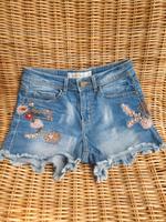 Süße Jeansshorts  Gr 36 Bayern - Zirndorf Vorschau