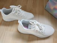Skechers Sneaker weiß Nordrhein-Westfalen - Königswinter Vorschau