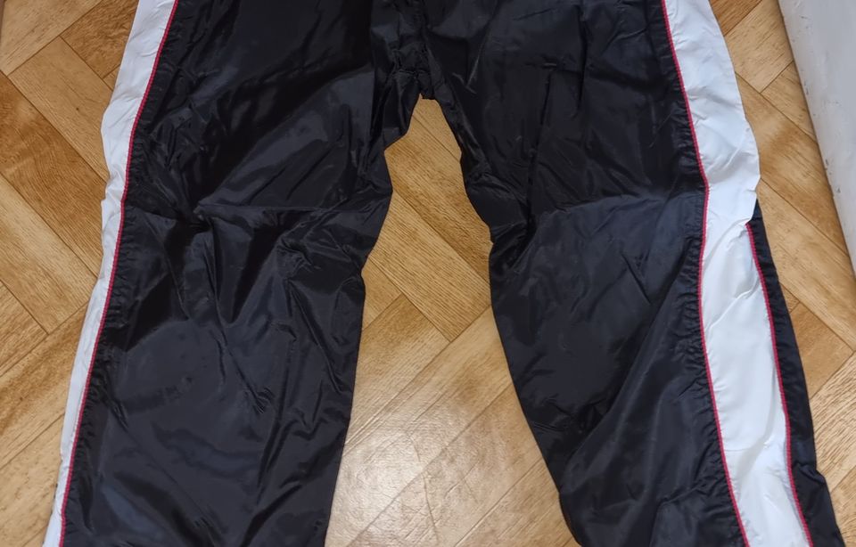 Karl Kani Trainingshose Retro Vintage Schwarz Neuwertig XL XXL L in Frankfurt am Main