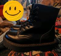 Dr. Martens sehr gepflegt Thüringen - Blankenhain Vorschau