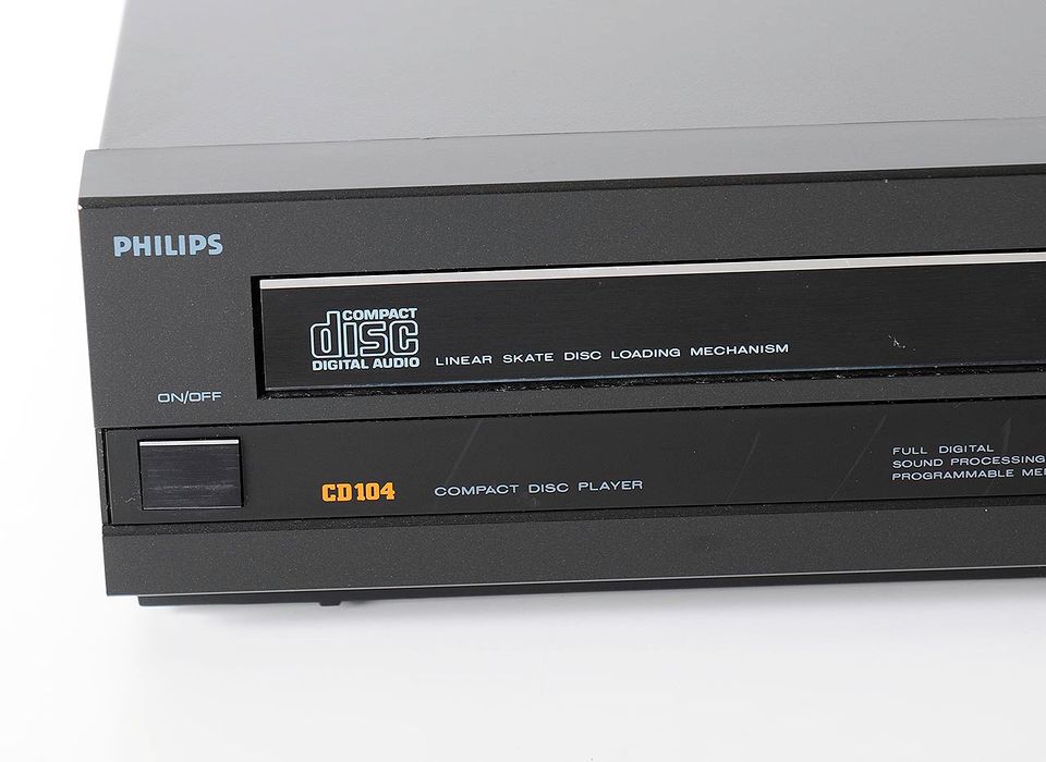 Philips CD-104 CD-Player in Niederzissen