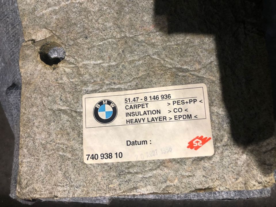 BMW E36 Compact Kofferraum Verkleidung Hell in Nettetal