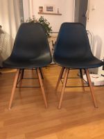 2 schwarze Stühle ähnlich wie Vitra Eames Stuttgart - Stuttgart-Ost Vorschau