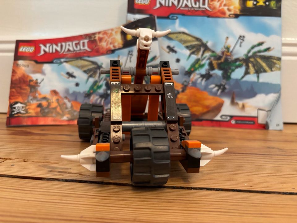 Lego Ninjago 70593 unbespielt, montiert in Hamburg