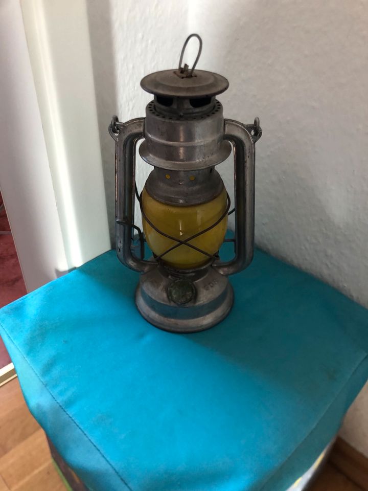 Antik Öllampe Lampe in Markkleeberg