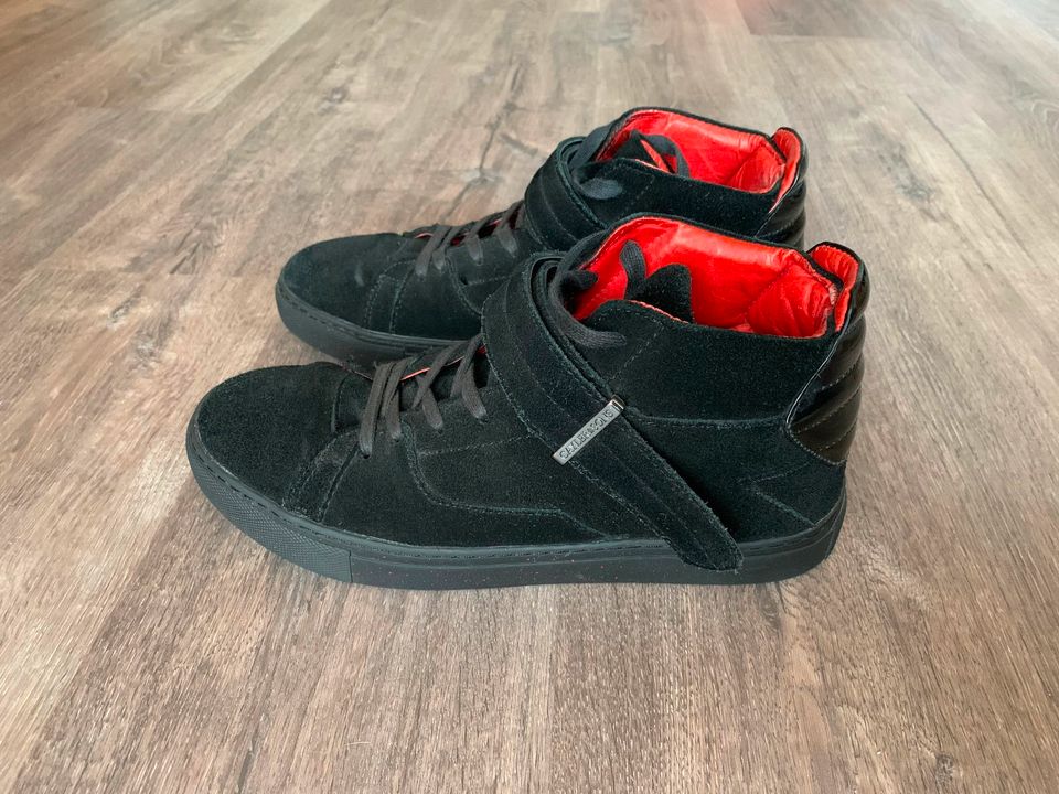 Cayler & Sons Sashimi Schuhe Sneaker schwarz/rot Größe 41 in Leopoldshöhe