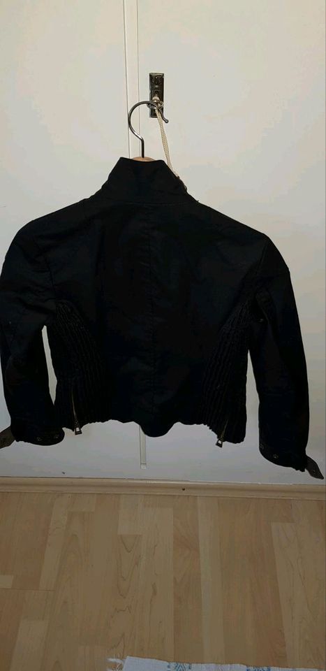 Belstaff Damen Jacke Gangster 1969  Neu und ungetragen in Bad Soden am Taunus