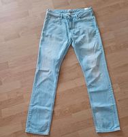 HILFIGHER DENIM Herren JEANS größe M Niedersachsen - Celle Vorschau