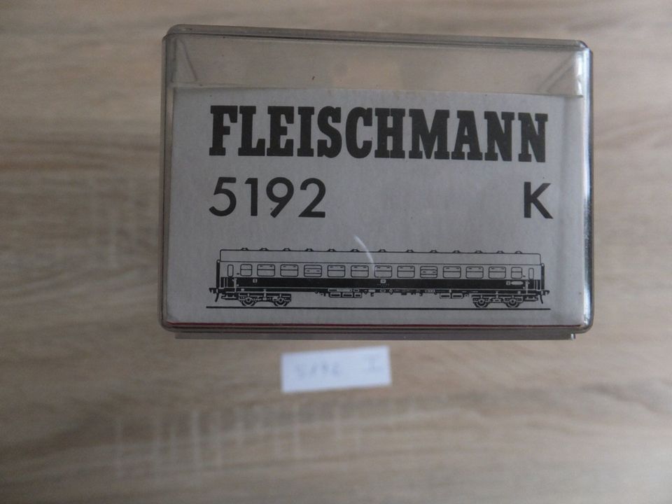 Fleischmann H0 5192K InterCity Schnellzugwagen Abteilwagen 2.Kl. in Aachen