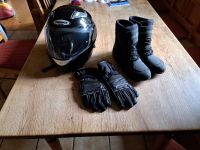 Motorrad/Rollerhelm mit Schuhen und Handschuhen Bayern - Langenpreising Vorschau