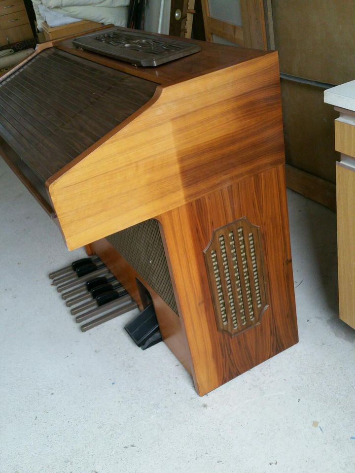 Heim - Orgel Farfisa in Meschede