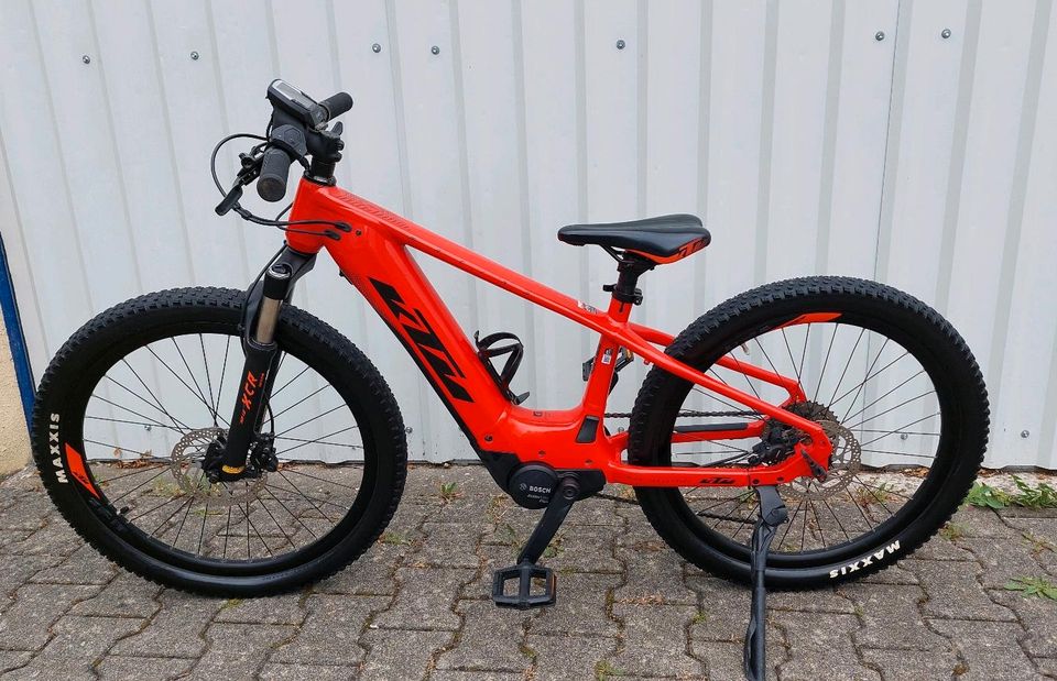 KTM Macina Mini ME 241 Kinder E Bike MTB 24 Zoll Bosch in Mering