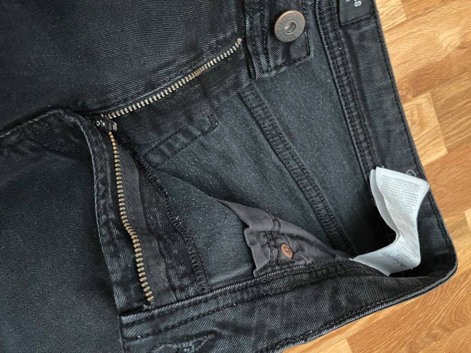 Jack & Jones Jeans 33 32 in Villingen-Schwenningen