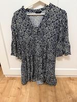 Only Pigalle Kleid blau weiß mit Rüschen Gr. S Damen Rheinland-Pfalz - Oberwesel Vorschau