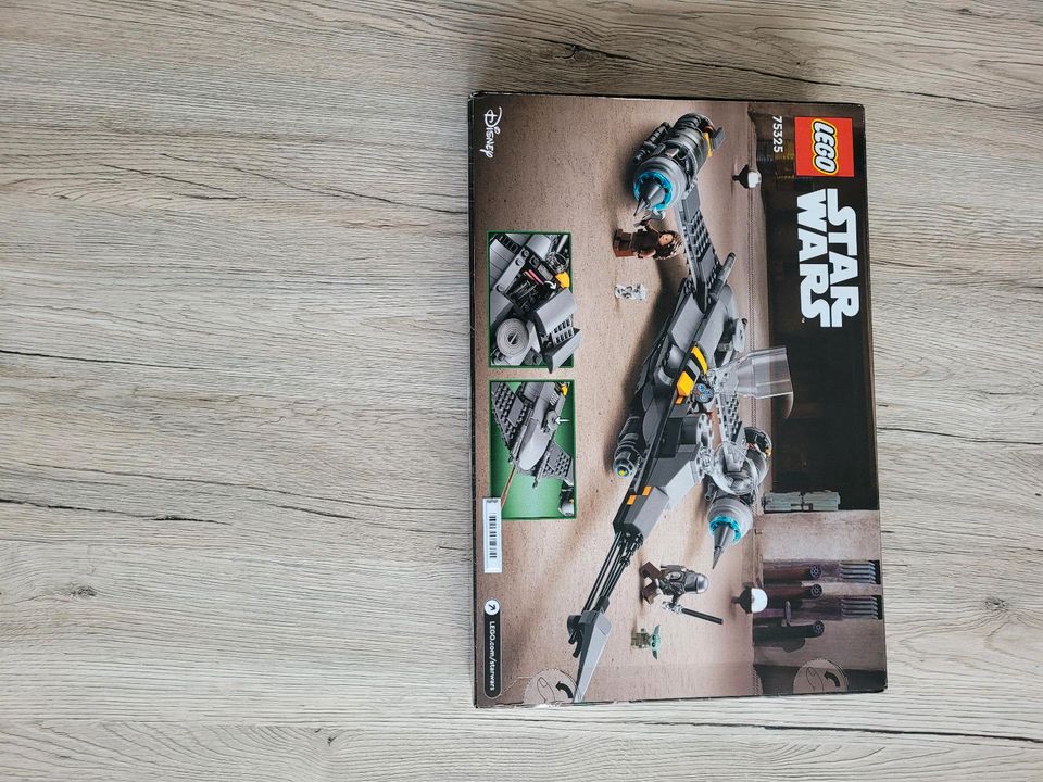 Lego Star Wars 75325 in Marburg