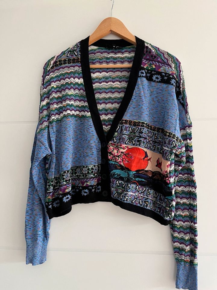 Desigual Strickjacke L neu in Kaarst