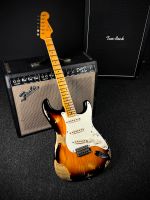 2020 Fender 56 Strat Heavy Rlc 2 Tone Sunburst HW Poblanos 3,3kg Bayern - Kiefersfelden Vorschau