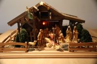 handgefertigte Weihnachtskrippe Stall mit 18 Figuren *** Trafo 3 Bayern - Straßkirchen Vorschau