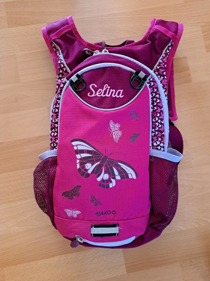 Jako-o Kinderrucksack mit eingesticktem Namen "Selina" in Oelsnitz / Vogtland