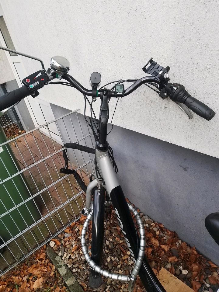 E Bike Damen. in Oberhausen