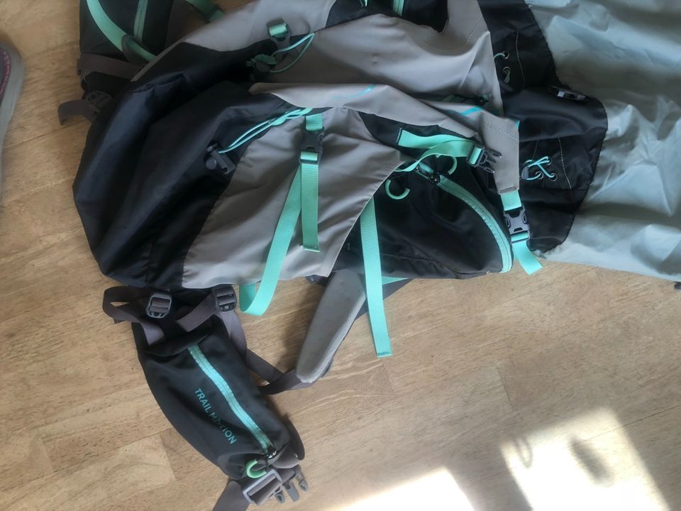 MEC Trekking Rucksack, beweglicher Hüftgurt 60l, neu in Freiburg im Breisgau