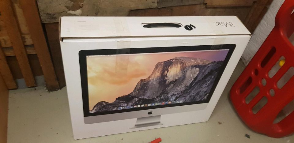 Apple iMac Verpackung in Wuppertal