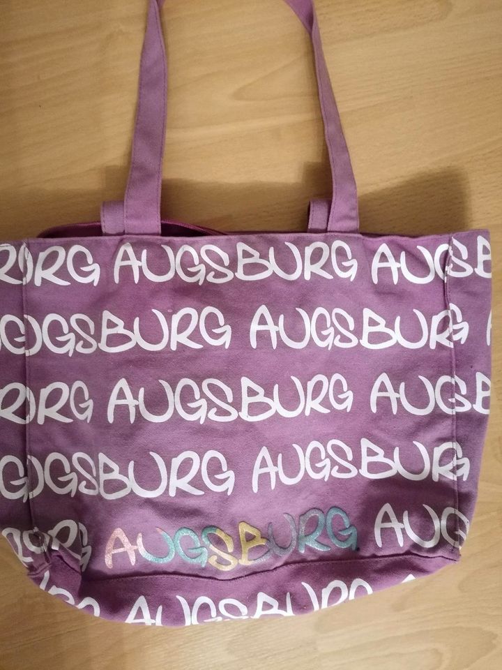 Lila Augsburg Tasche in Buch am Buchrain