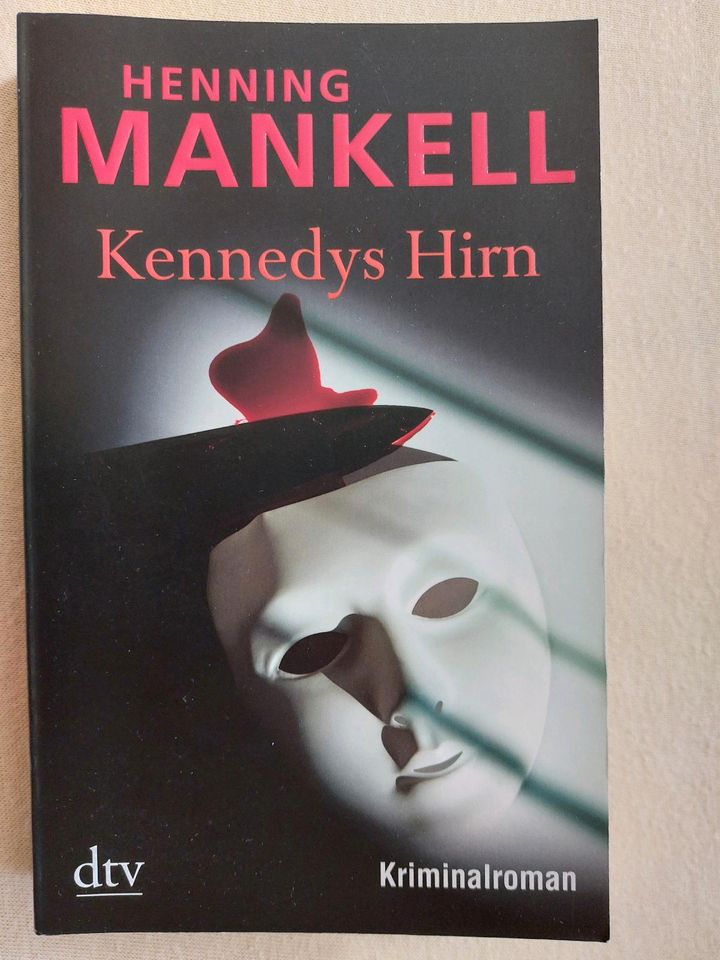 4x Henning Mankell Der Chinese/ Kennedys Hirn/ Die fünfte Frau in Dresden