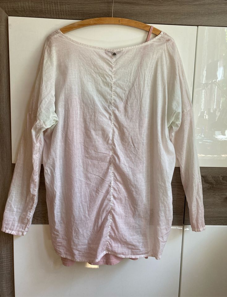 Bluse mit dazugehörigem Top von Comma in Wiesbaden