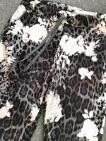 S/M ITALY Tolle elastische Lederimitat Leo Print Hose Schlupfhose Bayern - Erding Vorschau