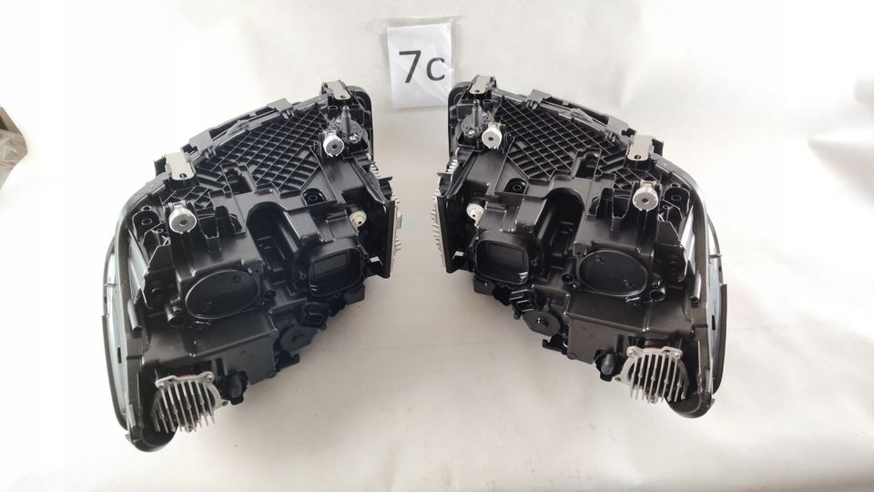 SCHEINWERFER BMW G30 G31 LIFT LCI  LED ADAPTIVE RECHTS LINKS TOP in Neu-Isenburg