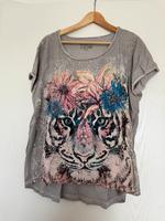 Benotti 44/46 Damen T-Shirt grau Tiger Sommer Kleidung Oberteil Nordrhein-Westfalen - Soest Vorschau