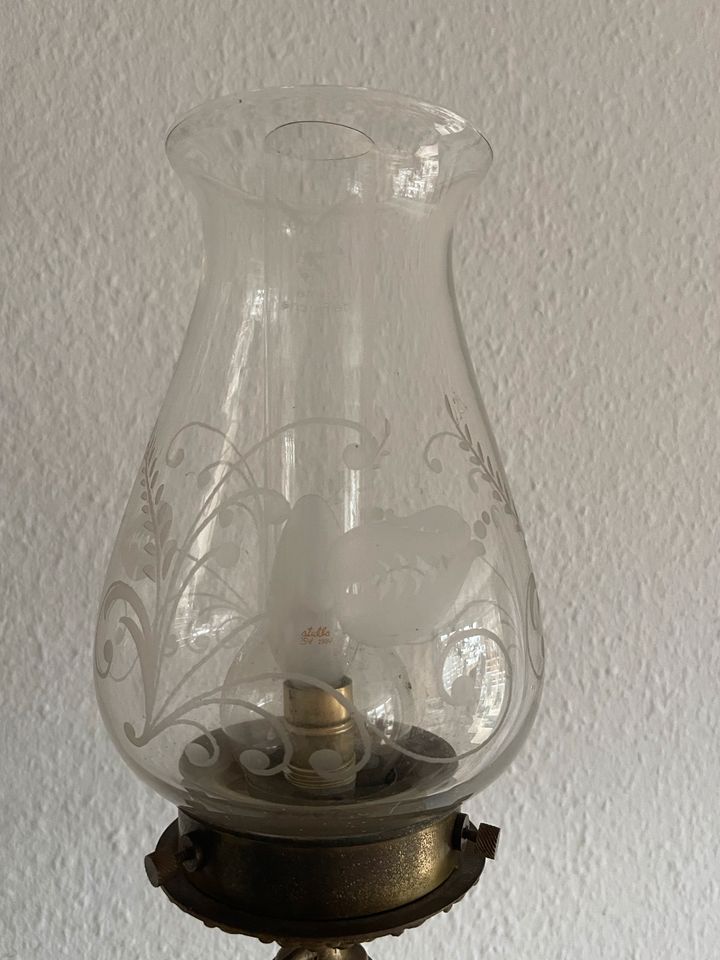 Tischlampe Glas Vintage (Petroleum Lampe) mit Glaszylinder in Ratingen