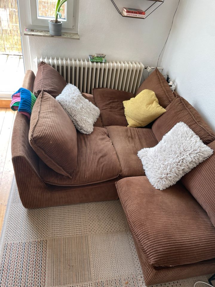 Flexible Cord Couch mit einzelnen Elementen in Koblenz