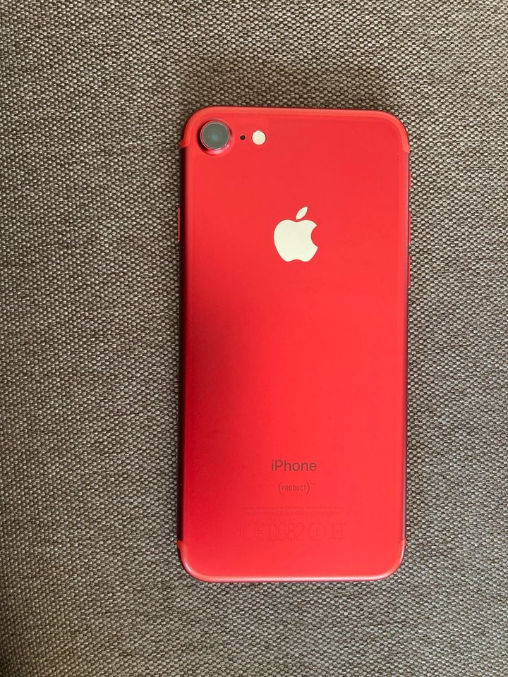 iPhone 7 (PRODUCT)RED™ 256 GB in Kassel