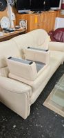 041124MSK 3 Sitzer Echtleder Couch + Hocker beige Bayern - Augsburg Vorschau