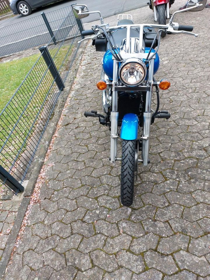 Kawasaki VN 900 Custom in Bad Salzuflen