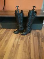 Lederstiefel von Jana Größe 40 mit Stiefelhaltern Hessen - Darmstadt Vorschau
