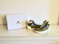 Nike Air Jordan 1 High Zip Up Olive Flak Black Volt Glow 40,5 NEU Bayern - Ustersbach Vorschau