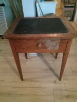 Kleiner alter Tisch Beistelltisch Holz Vintage Shabby chic Niedersachsen - Hedeper Vorschau