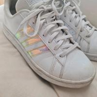 Adidas Sneaker, weiss irisietend, gr. 39 1/3  neuw Osterholz - Tenever Vorschau