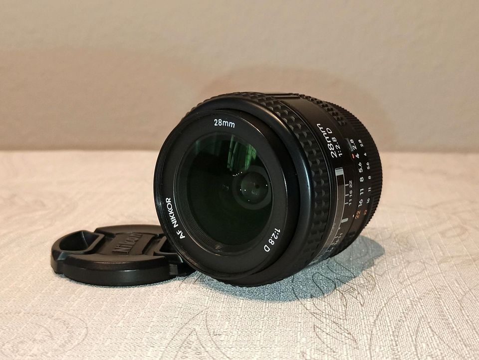 Nikon Nikkor 28mm 2,8D in Villingen-Schwenningen