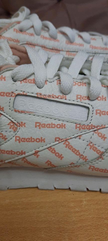 Sneaker von Reebok, gr 41, wNeu, Sportschuhe in Wildeshausen