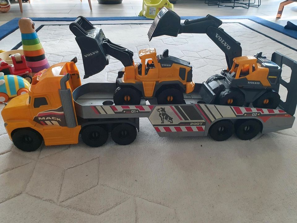 LKW Fahrzeuge Dickie Toys in Euskirchen