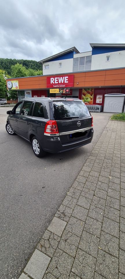 Opel Zafira B 1.8 benzin-7 Sitzer Euro 5 in Lichtenstein