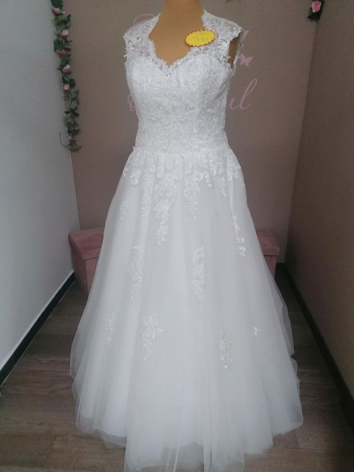 Brautkleid, Hochzeitskleid, Standesamtkleid XXL und größer in Lütjenburg